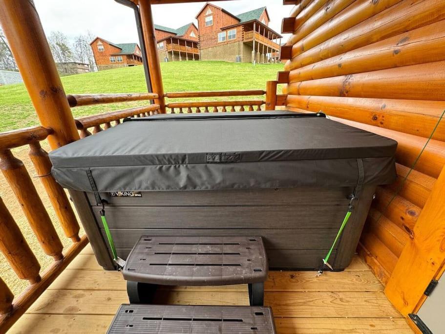 New! Indoor Pool/Ps 5/Hot Tub/Parkway Villa Пиджен Фордж Екстериор снимка